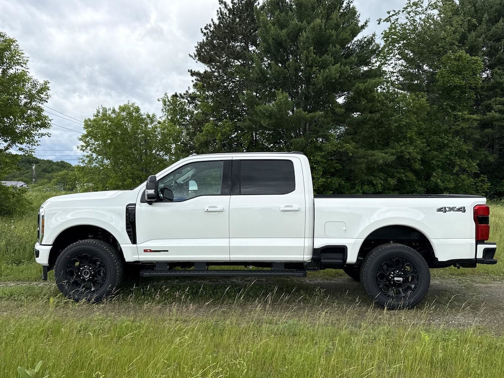 New 2026 Ford Super Duty F-350 SRW LARIAT Truck Crew Cab