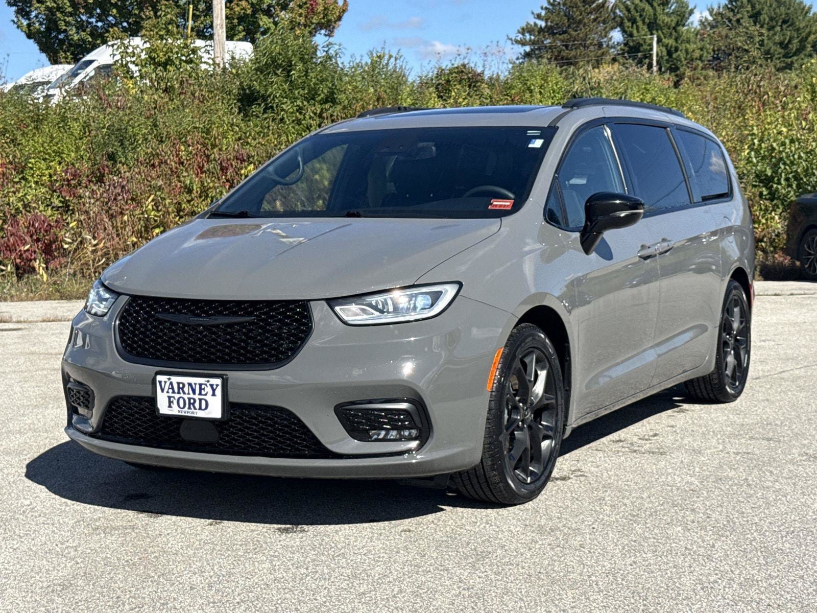 2025 Chrysler Pacifica Limited