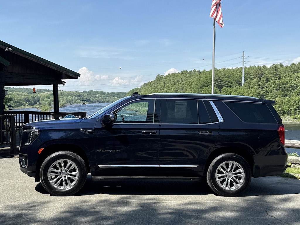 Used 2022 GMC Yukon SLT SUV