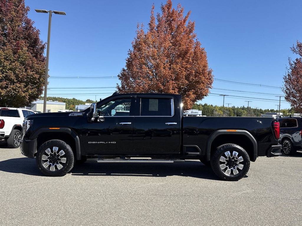 Used 2025 GMC Sierra 2500 HD Denali Truck Crew Cab