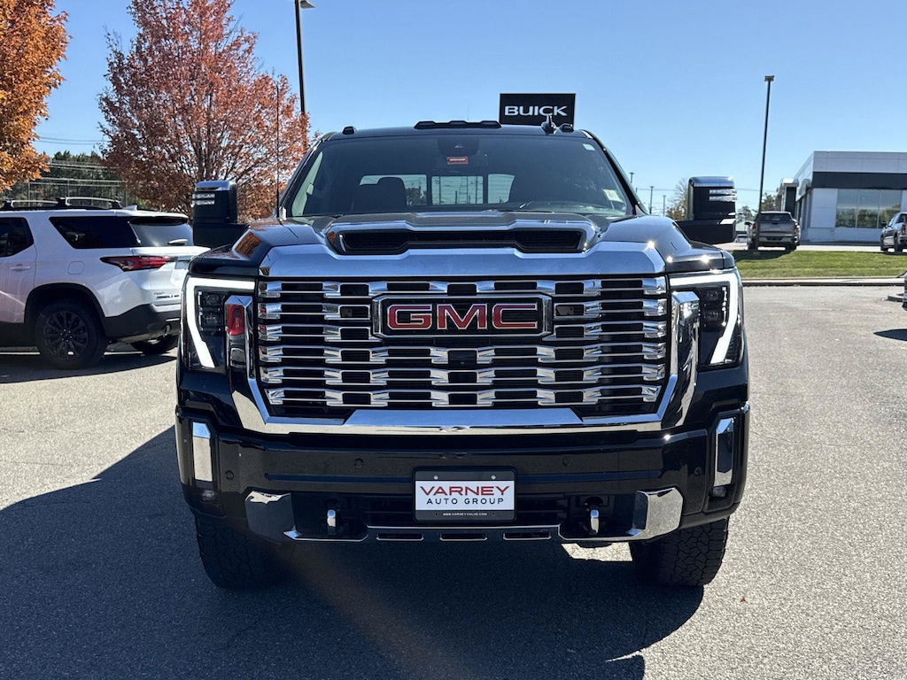 Used 2025 GMC Sierra 2500 HD Denali Truck Crew Cab