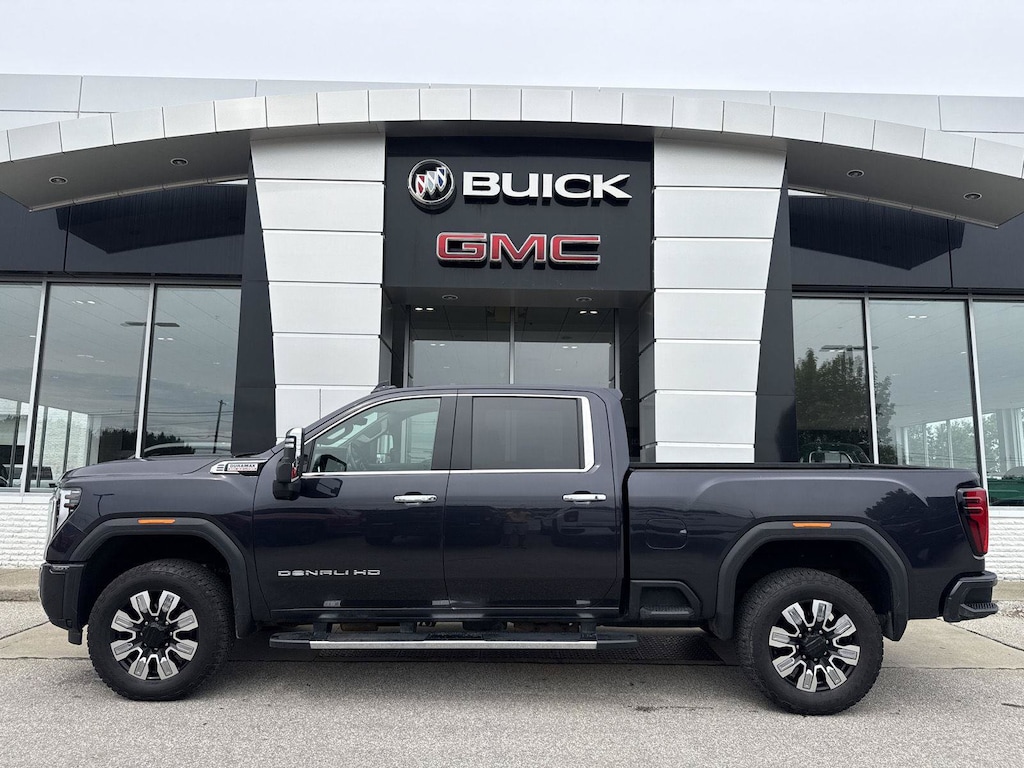 Used 2024 GMC Sierra 2500 HD Denali Truck Crew Cab