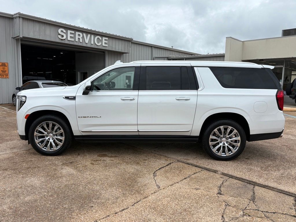 Used 2023 GMC Yukon XL Denali SUV
