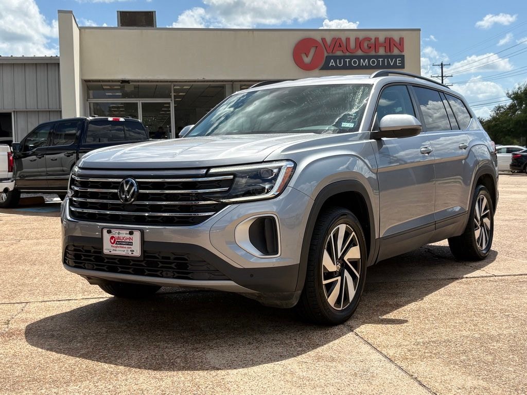Used 2024 Volkswagen Atlas 2.0T SEL Premium R-Line SUV