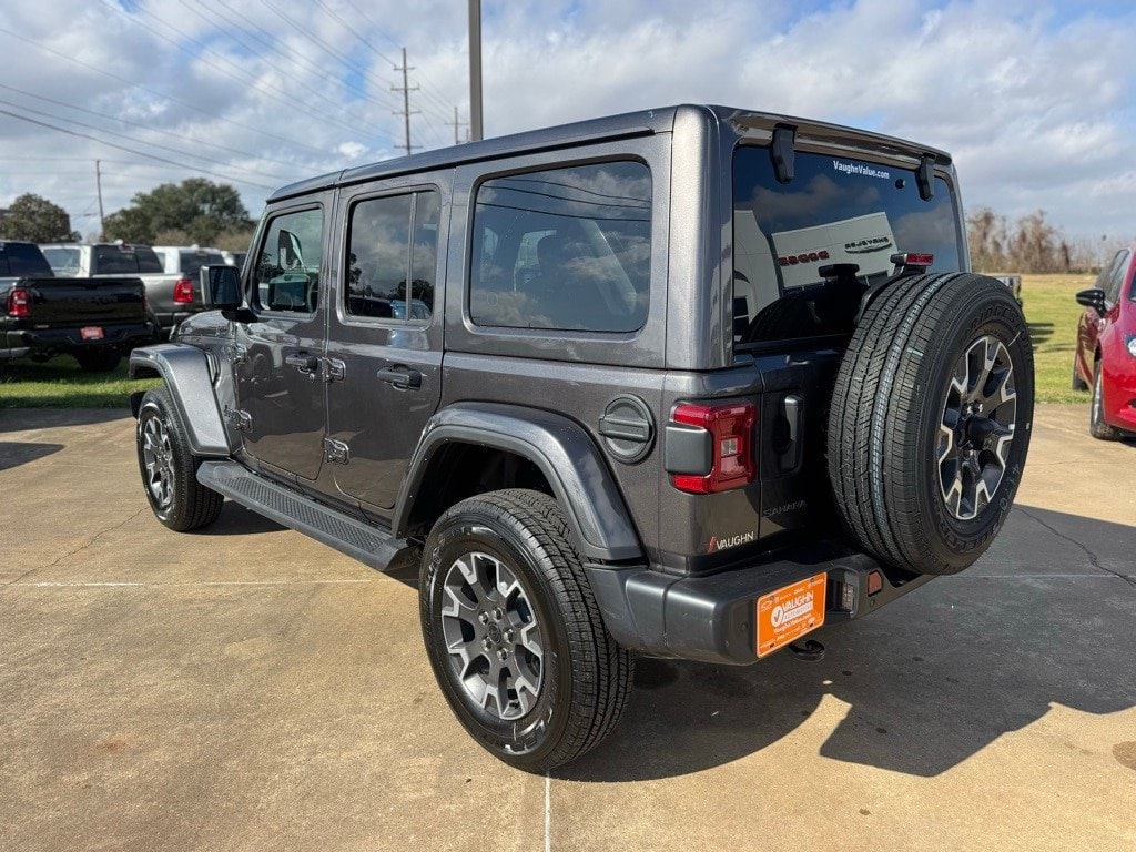 Used 2025 Jeep Wrangler Sahara SUV