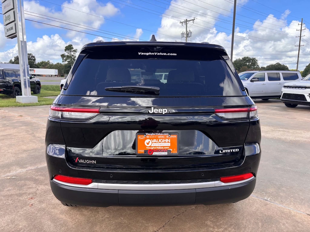 New 2026 Jeep Grand Cherokee LIMITED 4X2 Sport Utility
