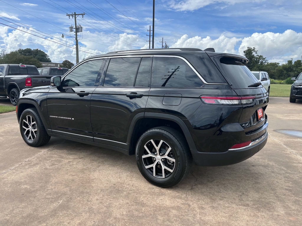 Used 2024 Jeep Grand Cherokee Limited SUV