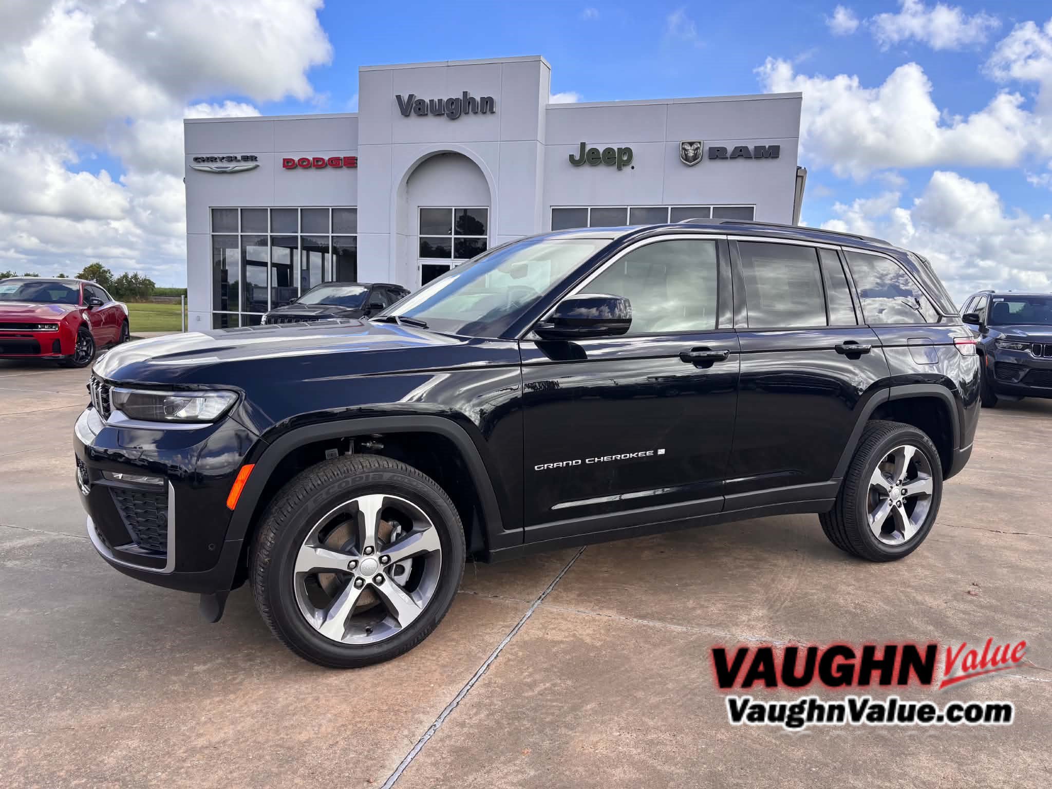 New 2026 Jeep Grand Cherokee LIMITED 4X2 Sport Utility