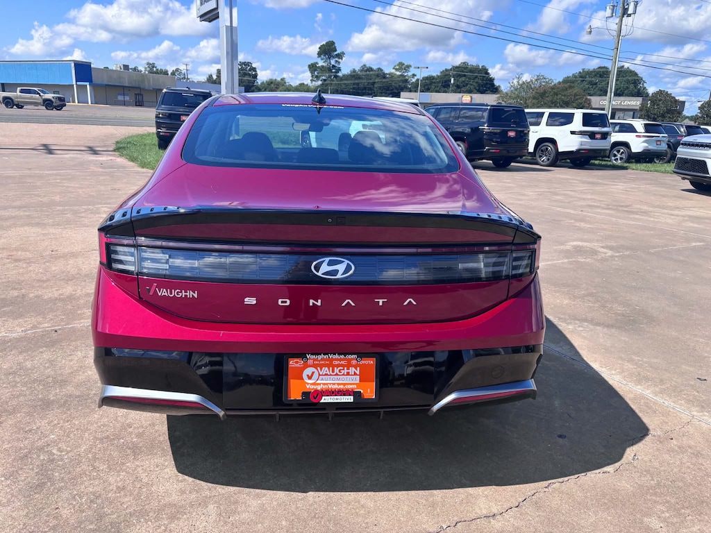 Used 2024 Hyundai Sonata SEL Sedan