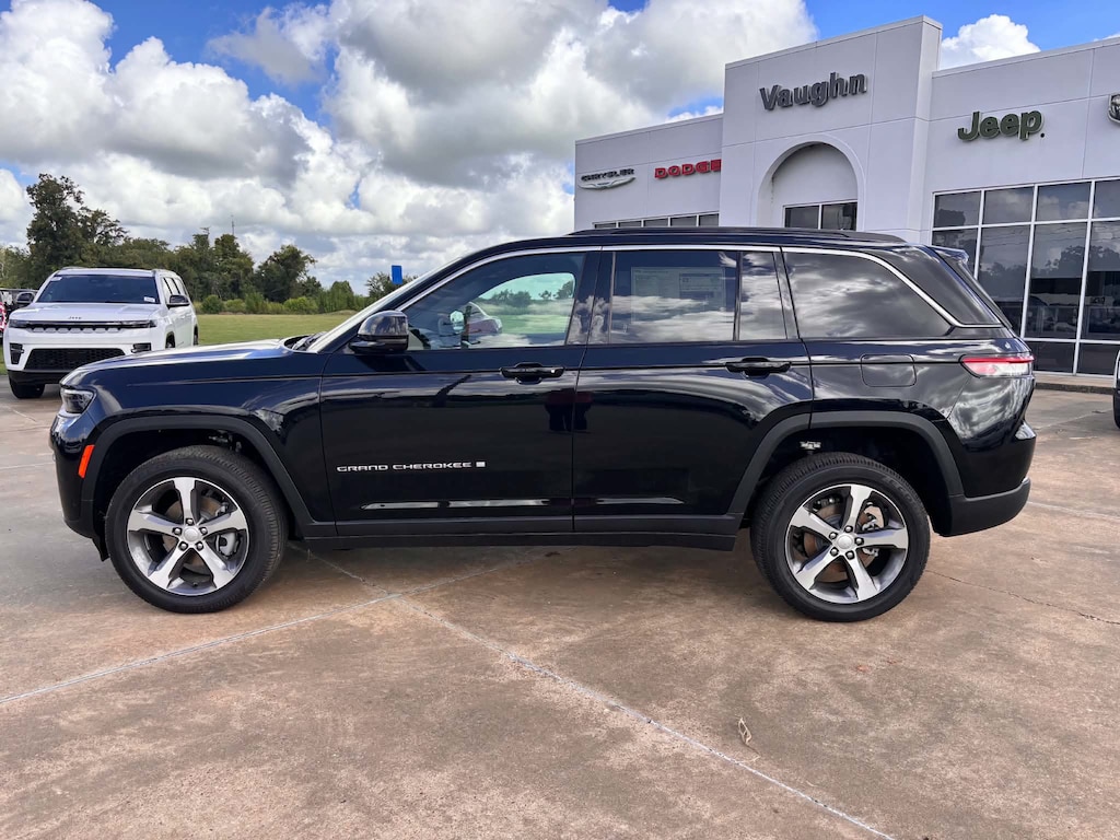 New 2026 Jeep Grand Cherokee LIMITED 4X2 Sport Utility