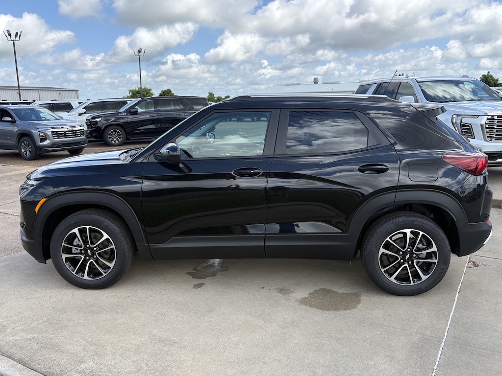 New 2026 Chevrolet Trailblazer LT SUV