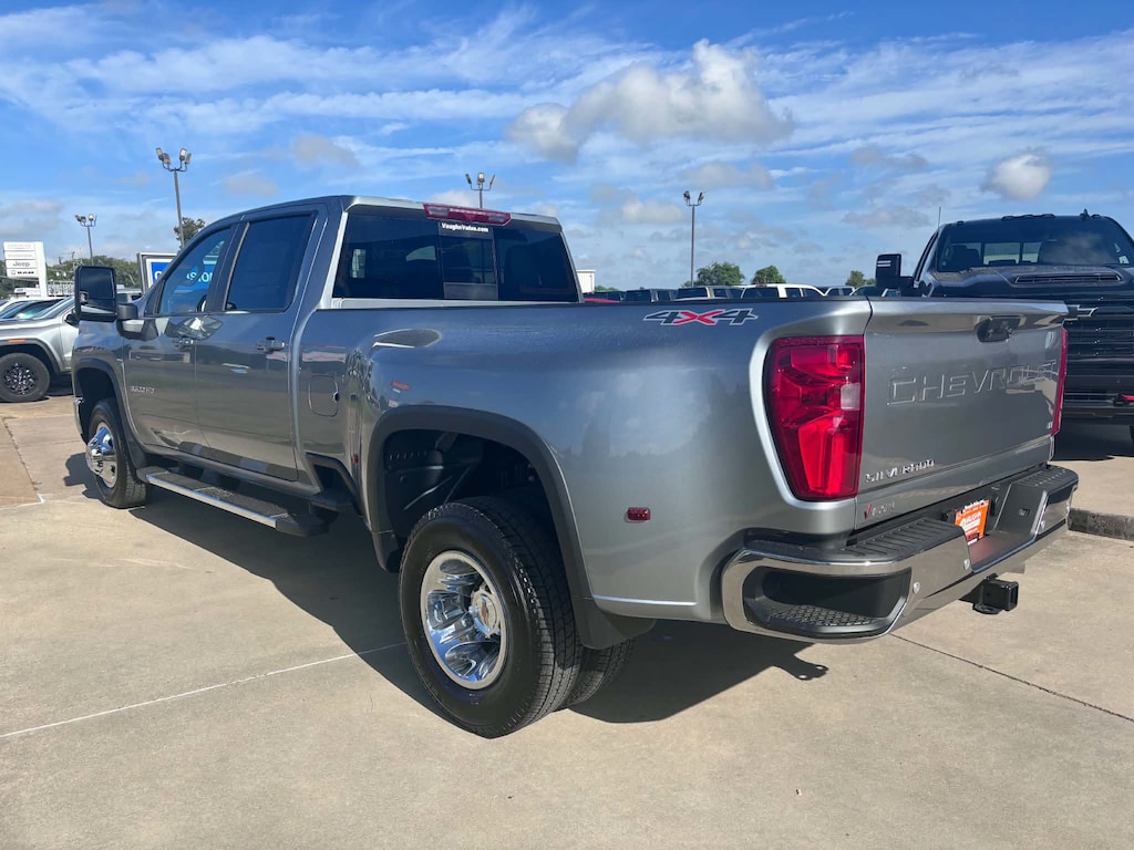 New 2026 Chevrolet Silverado 3500 HD LT DRW Truck