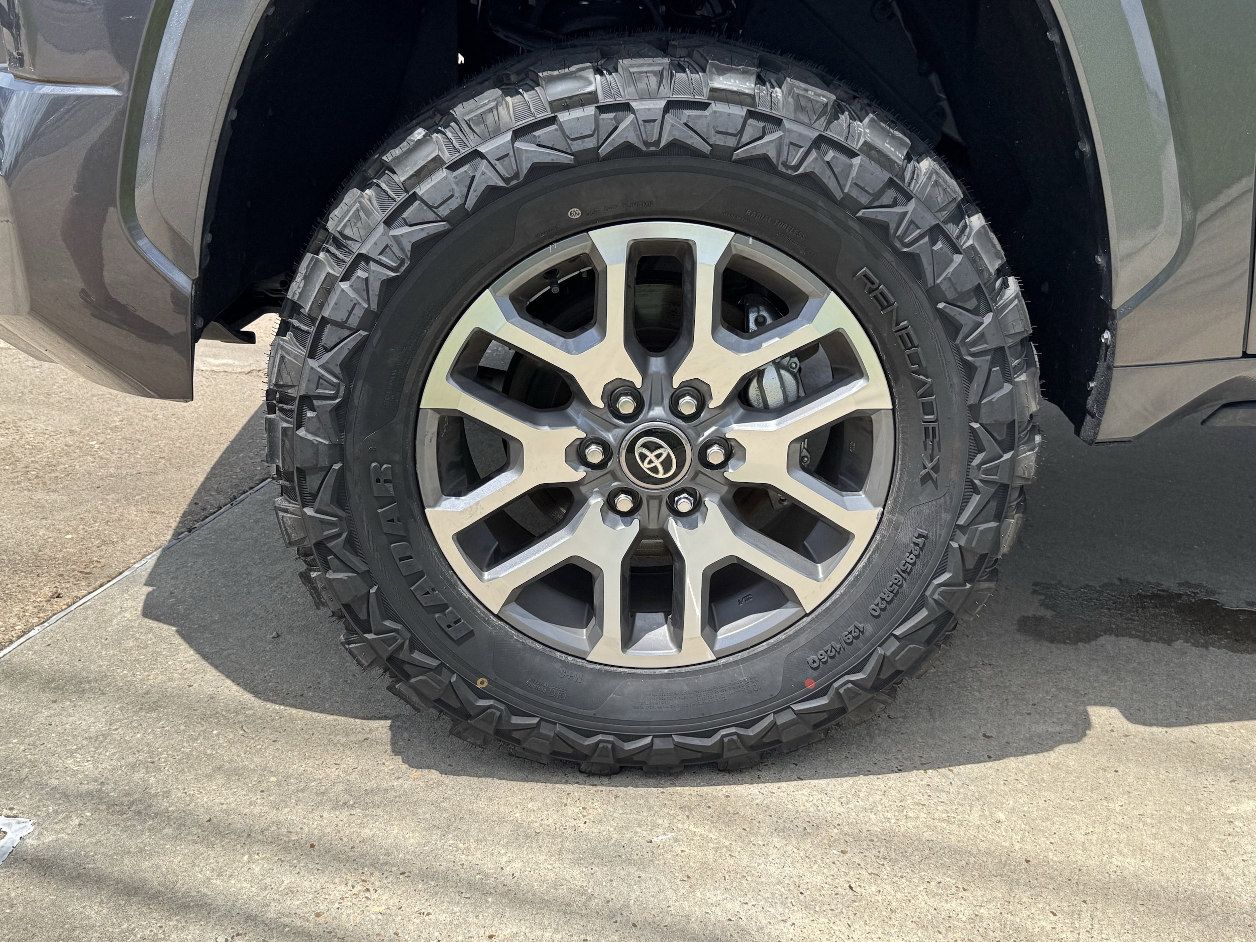2025 Toyota Tundra 1794 Edition - Photo 8