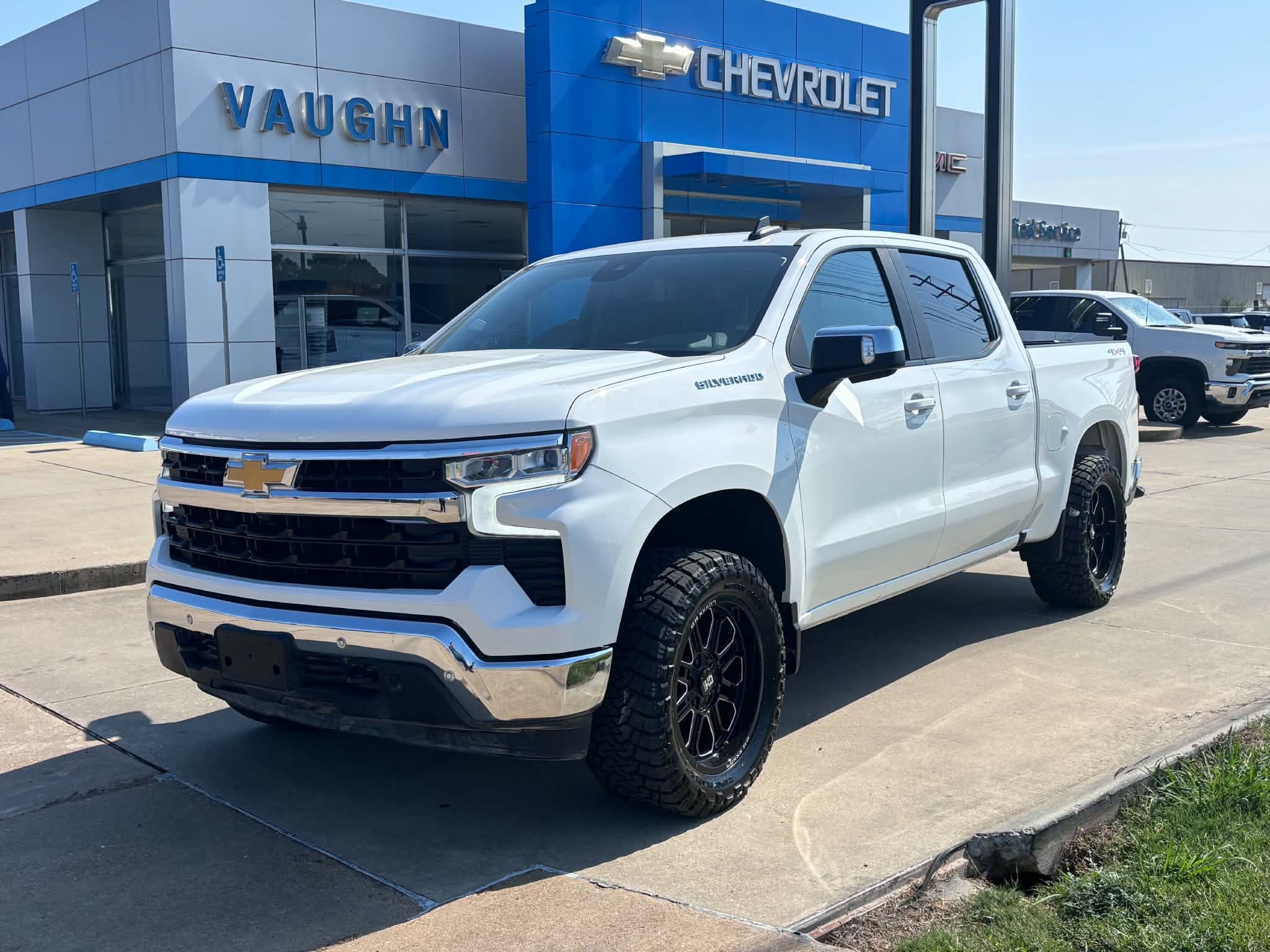 2025 Chevrolet Silverado 1500 Truck Crew Cab 