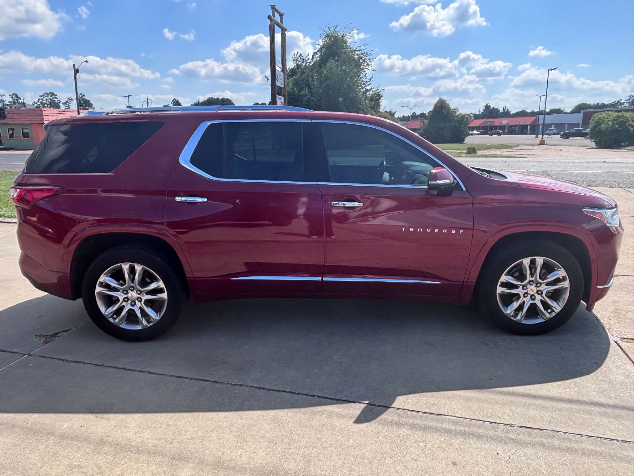 2020 Chevrolet Traverse High Country - Photo 8