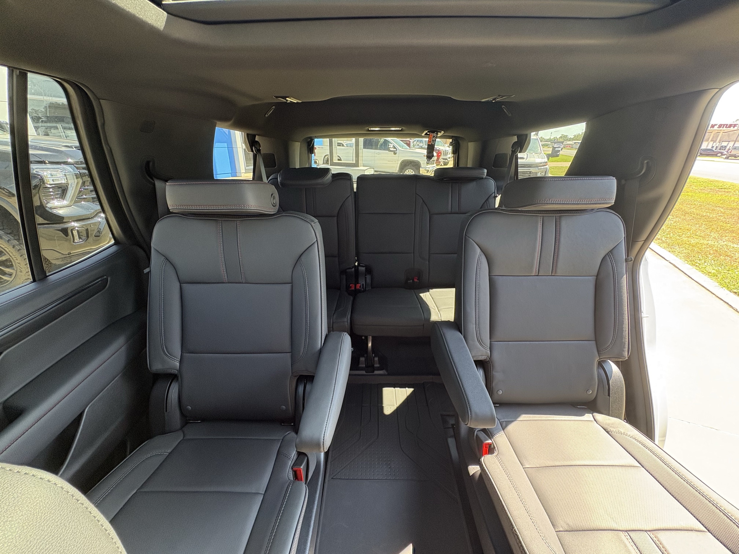 2027 Chevrolet Tahoe RST - Photo 17