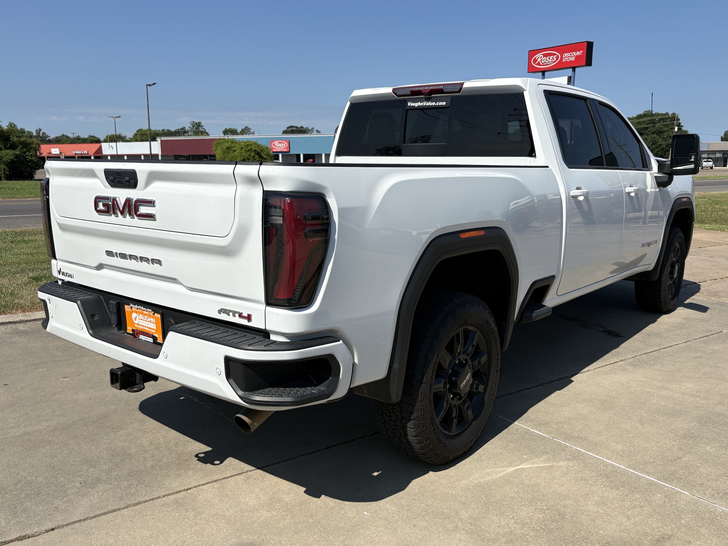2024 GMC Sierra 2500HD AT4 - Photo 5