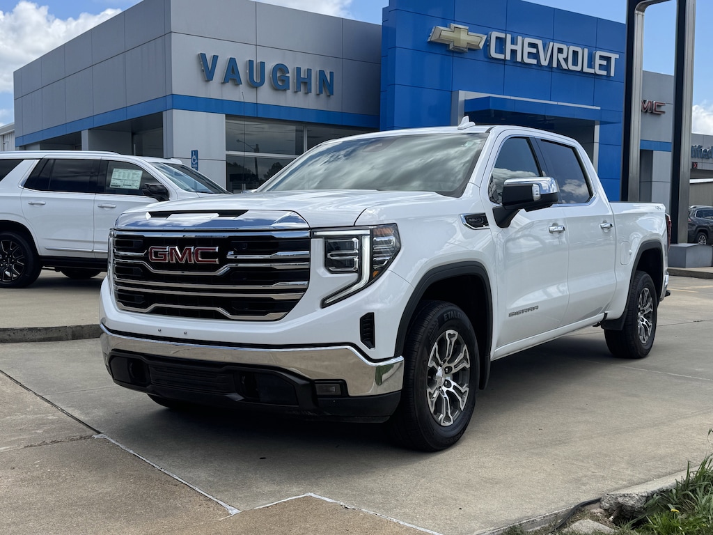 Used 2025 GMC Sierra 1500 SLT Truck Crew Cab