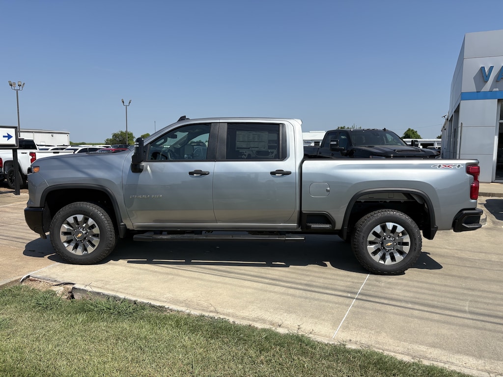 New 2026 Chevrolet Silverado 2500 HD Custom Truck