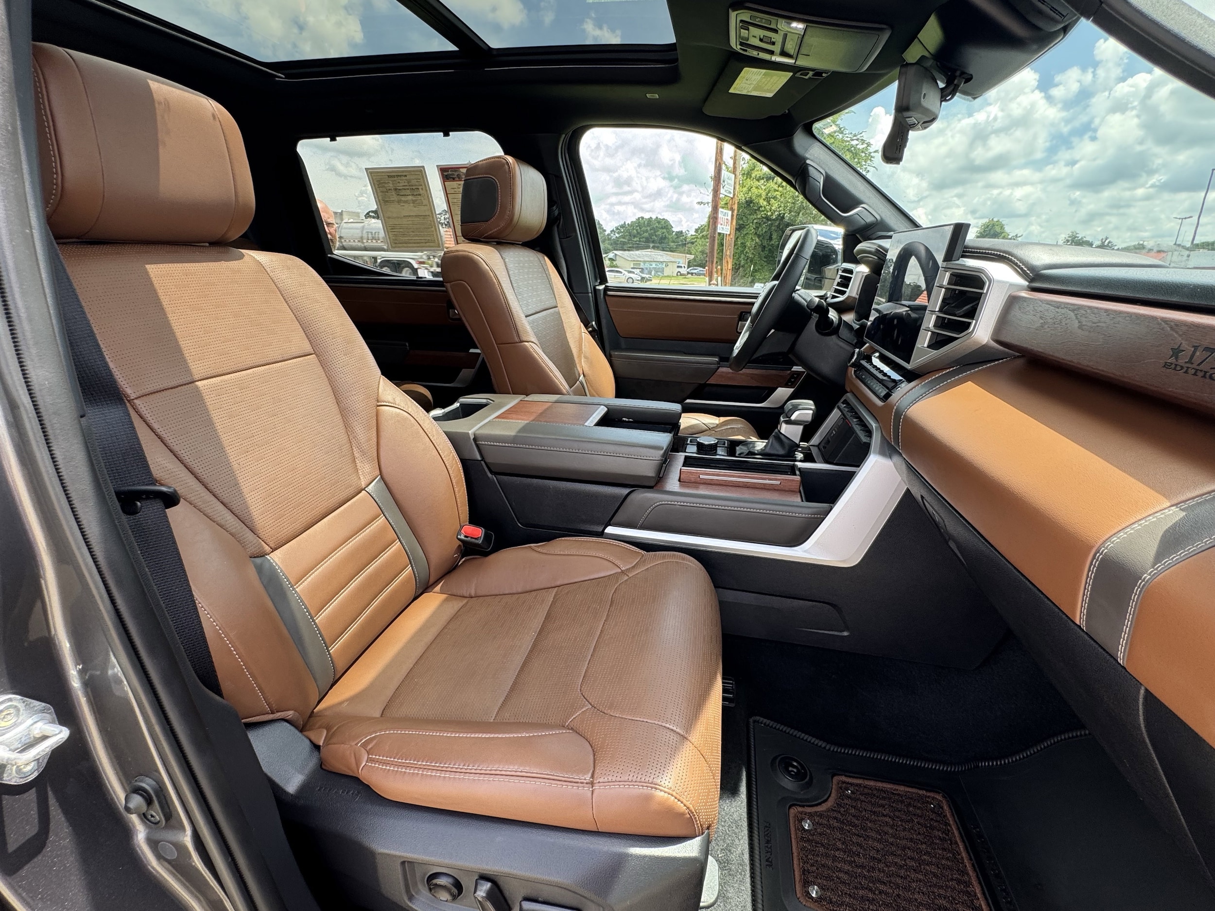 2025 Toyota Tundra 1794 Edition - Photo 21