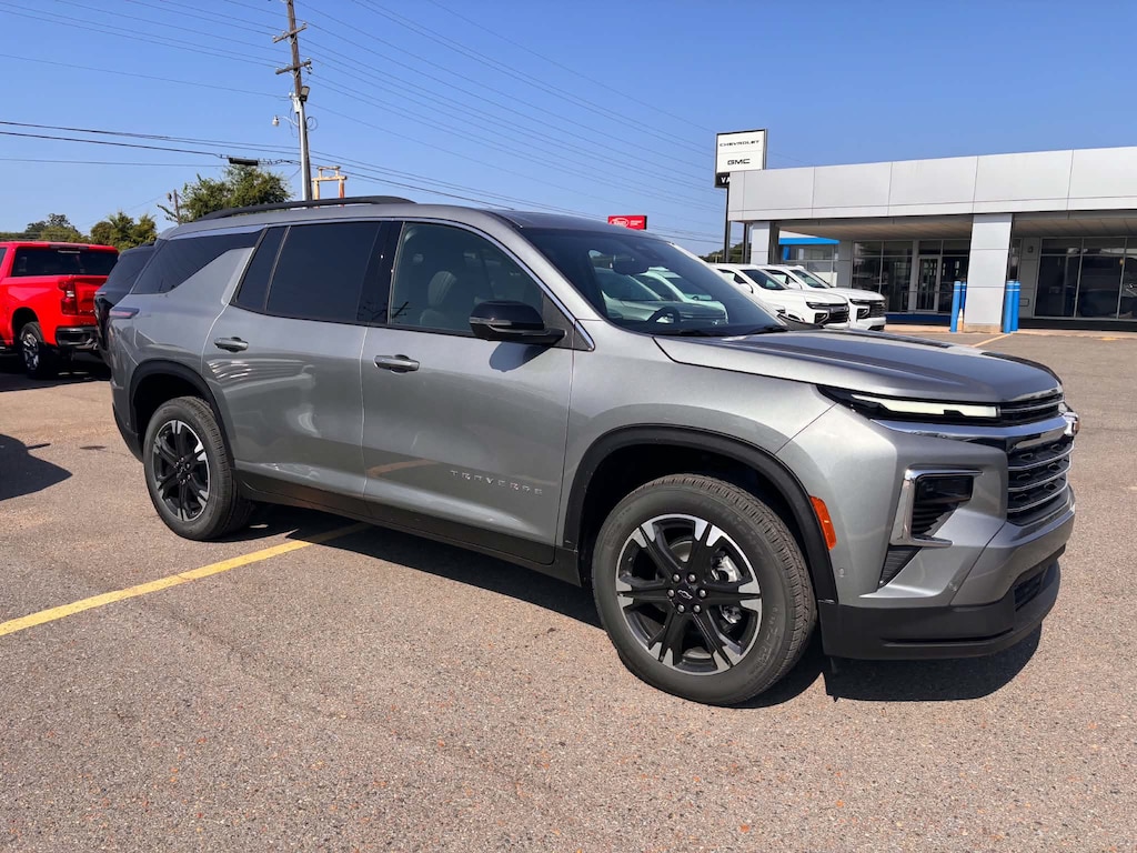 New 2027 Chevrolet Traverse LT SUV