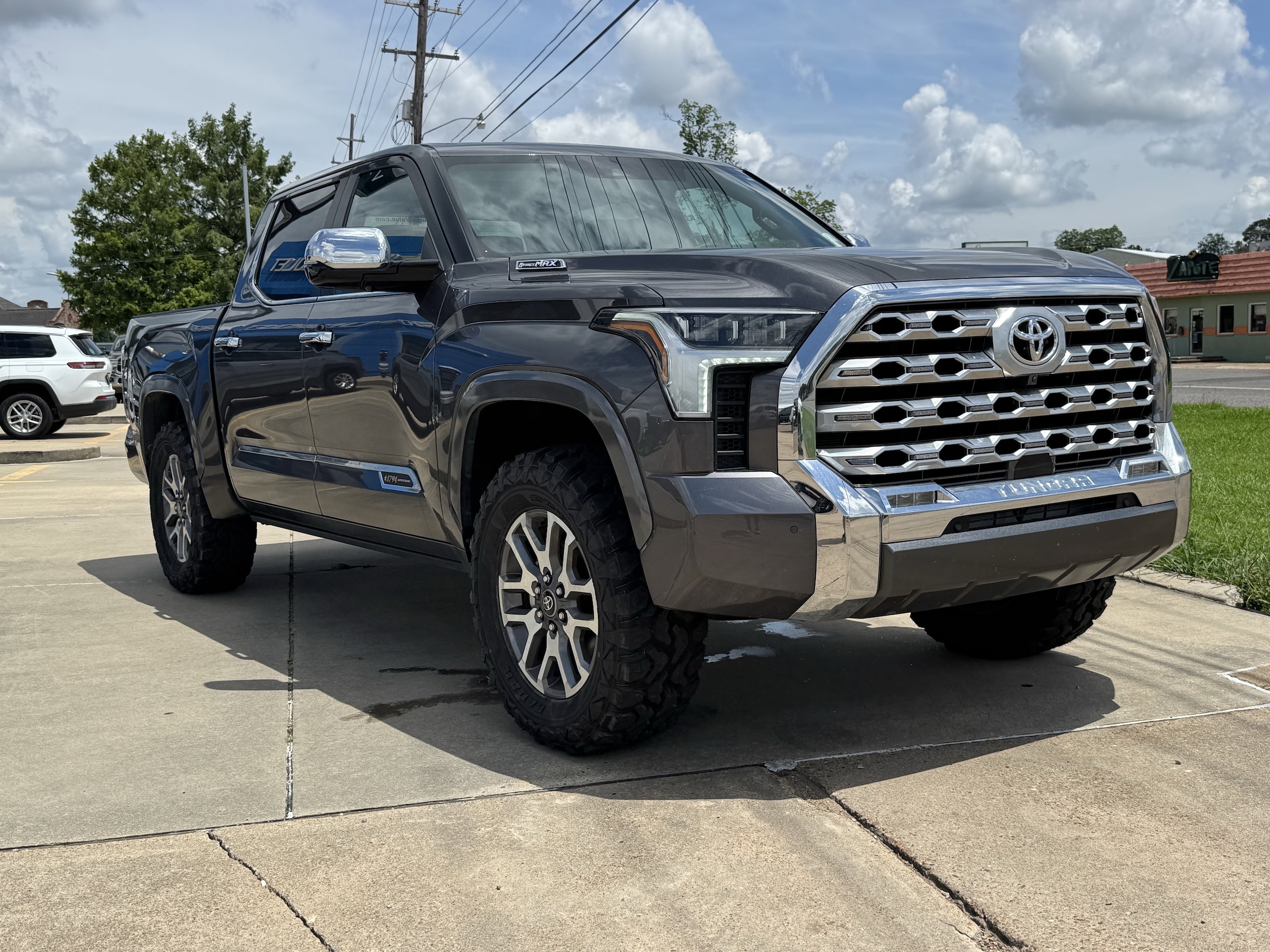 2025 Toyota Tundra 1794 Edition - Photo 6