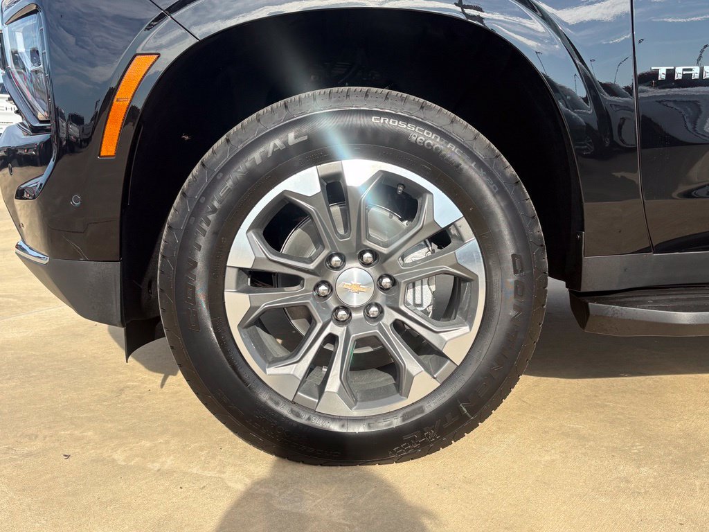 2027 Chevrolet Tahoe LT - Photo 8