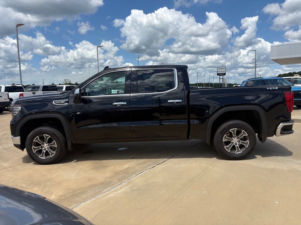 Used 2025 GMC Sierra 1500 SLT Truck Crew Cab
