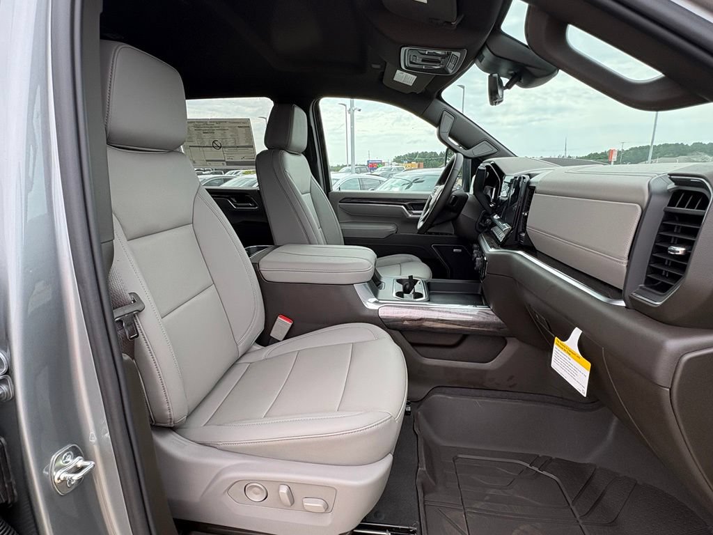 2026 Chevrolet Silverado 3500 HD LTZ - Photo 21