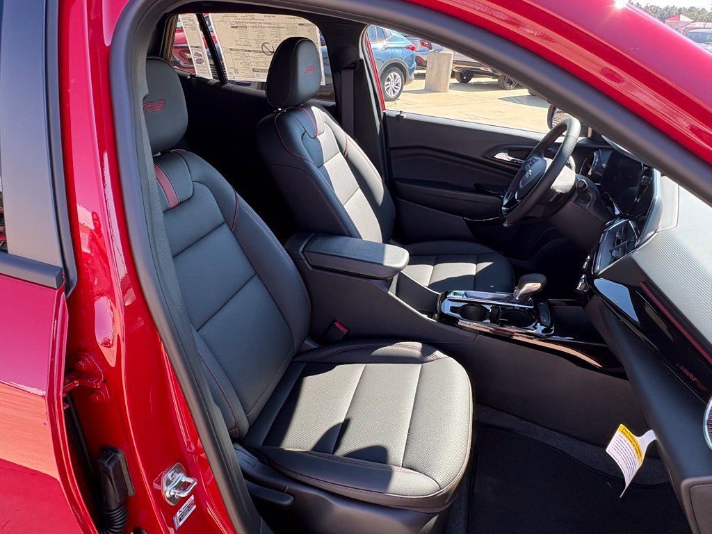 2026 Chevrolet Trax RS - Photo 19