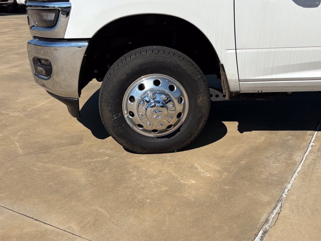 2025 RAM Ram 3500 Chassis Cab Tradesman - Photo 8