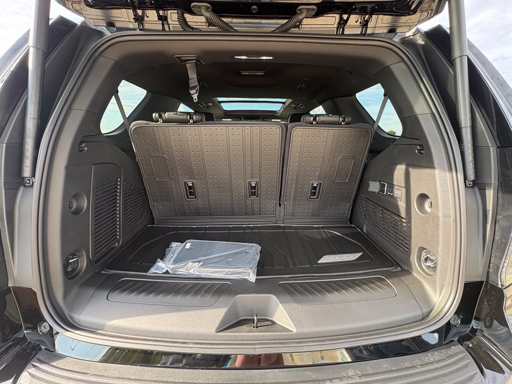 2027 Chevrolet Tahoe LT - Photo 19