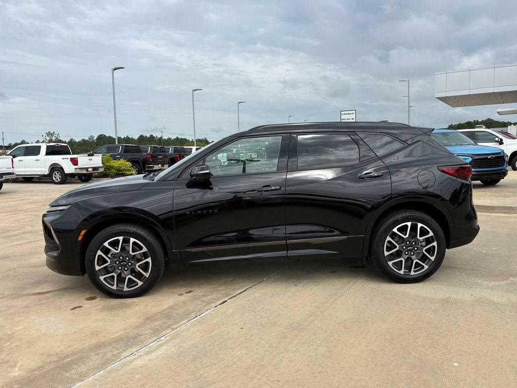 Used 2025 Chevrolet Blazer RS SUV