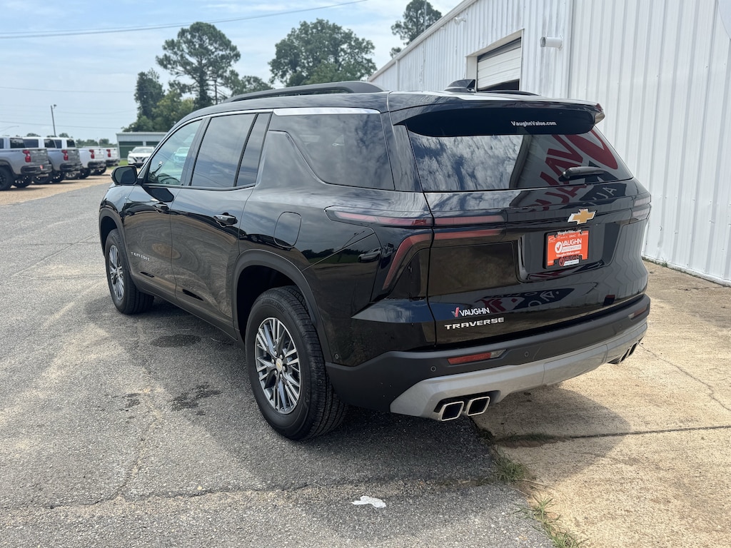New 2025 Chevrolet Traverse LT SUV
