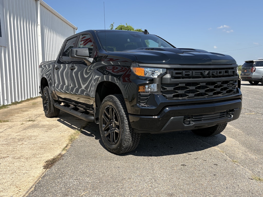 New 2026 Chevrolet Silverado 1500 Custom Trail Boss Truck Crew Cab