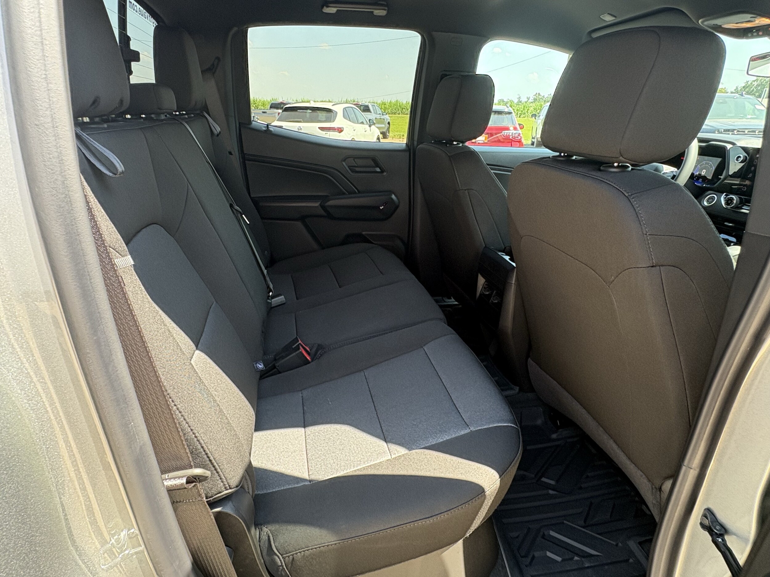 2026 Chevrolet Colorado Work Truck - Photo 18