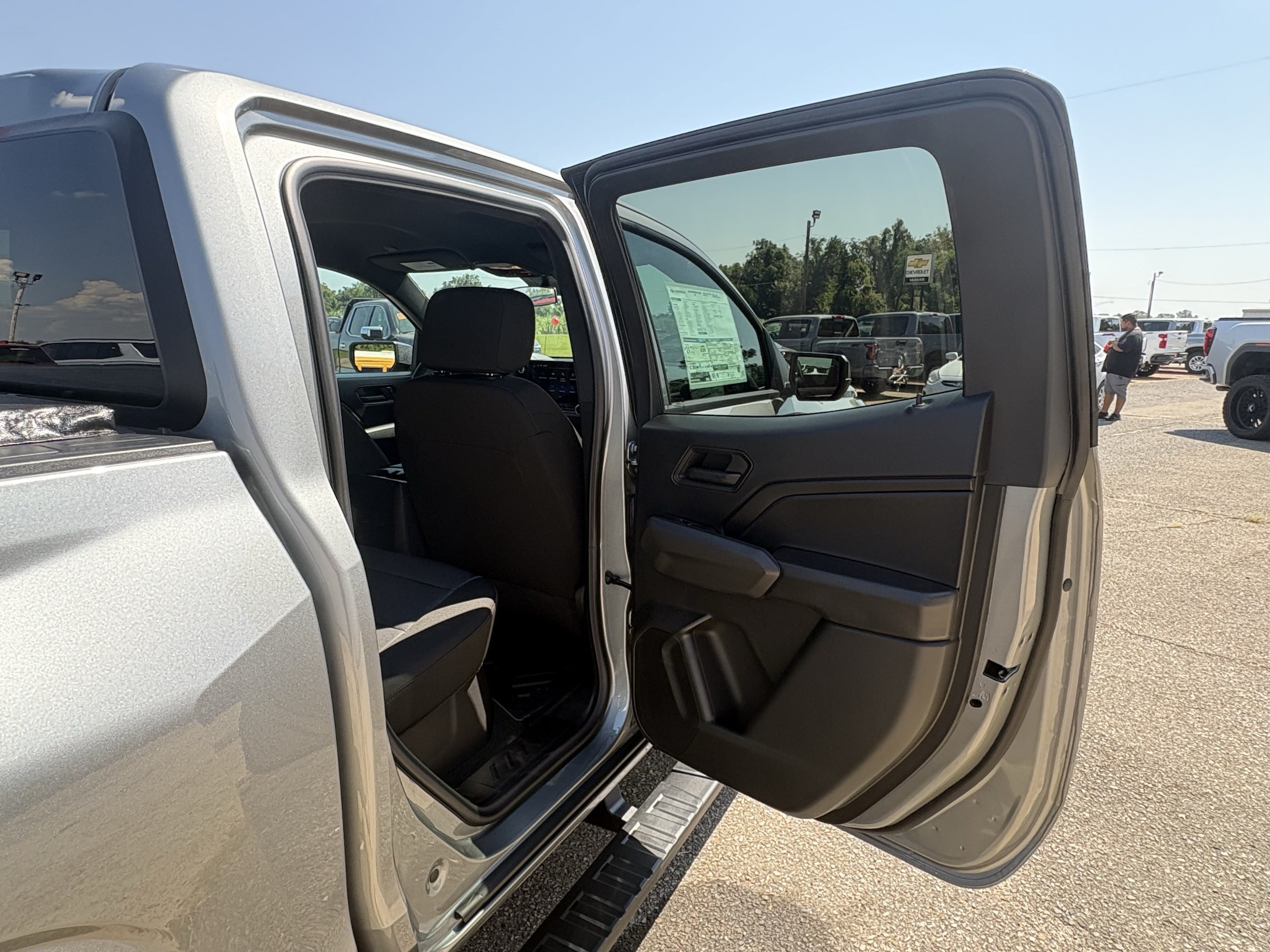 2026 Chevrolet Colorado Work Truck - Photo 17
