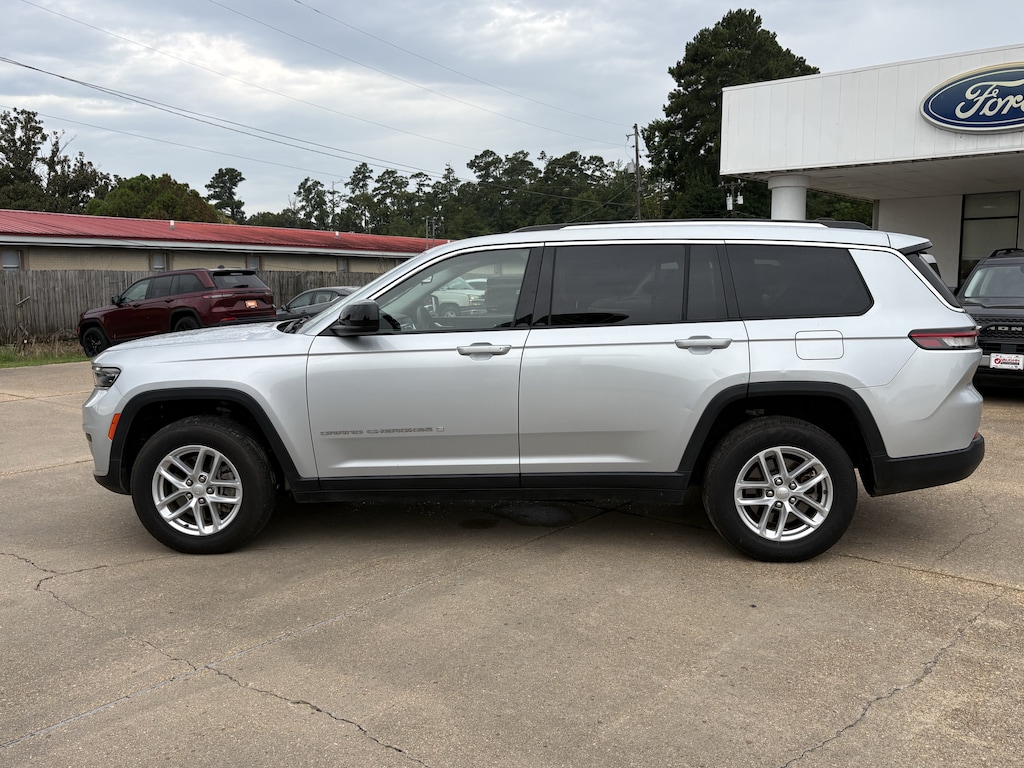 Used 2023 Jeep Grand Cherokee L Laredo SUV