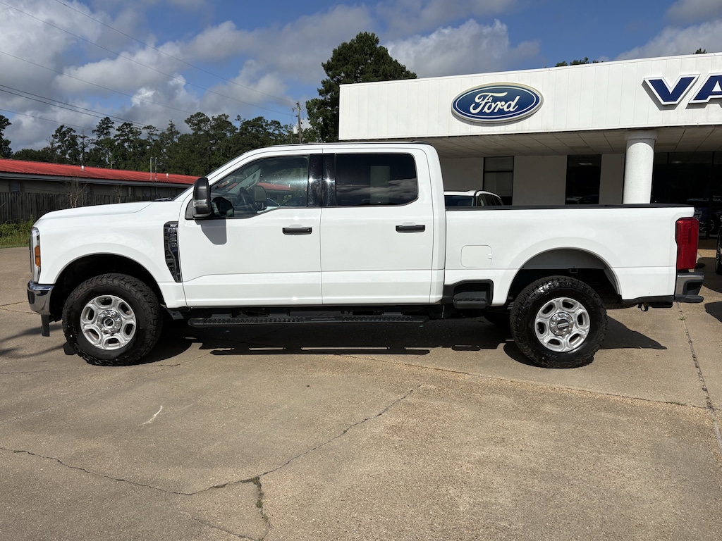 Used 2025 Ford F-250 Truck Crew Cab
