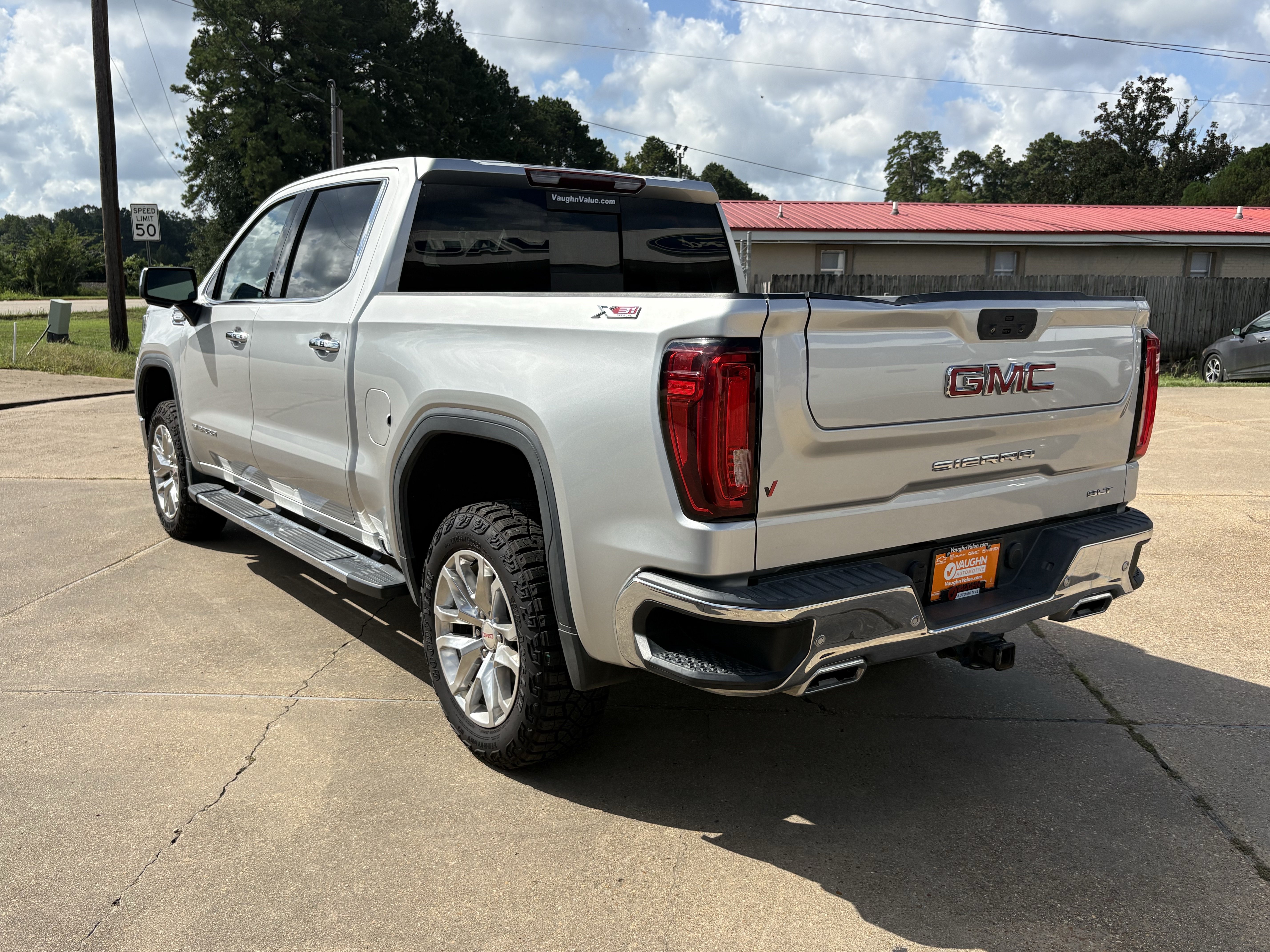 Used 2021 GMC Sierra 1500 SLT Truck Crew Cab