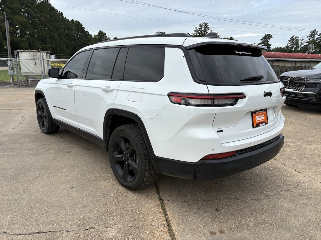 Used 2023 Jeep Grand Cherokee L Laredo SUV