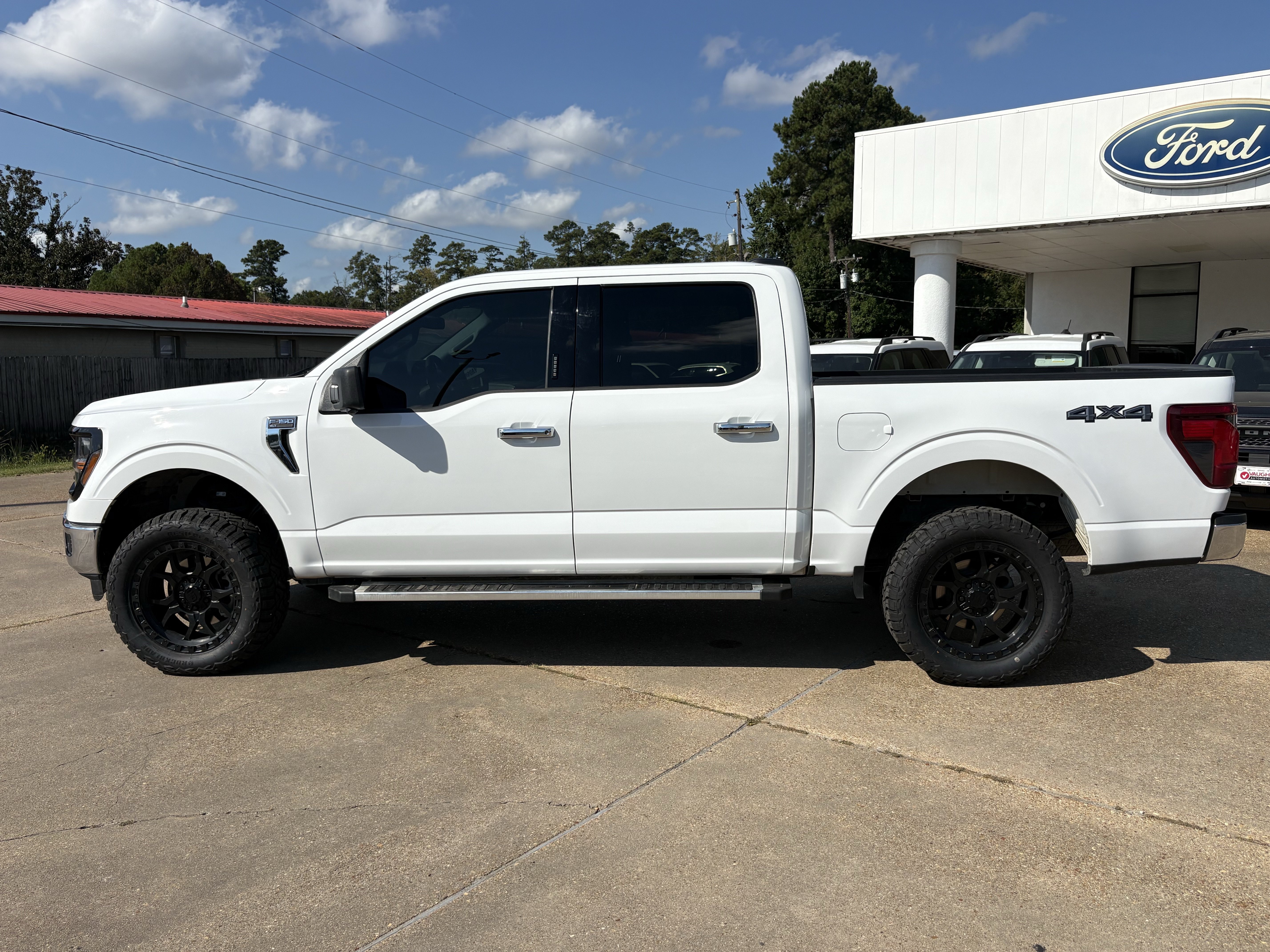 Used 2024 Ford F-150 XLT Truck SuperCrew Cab