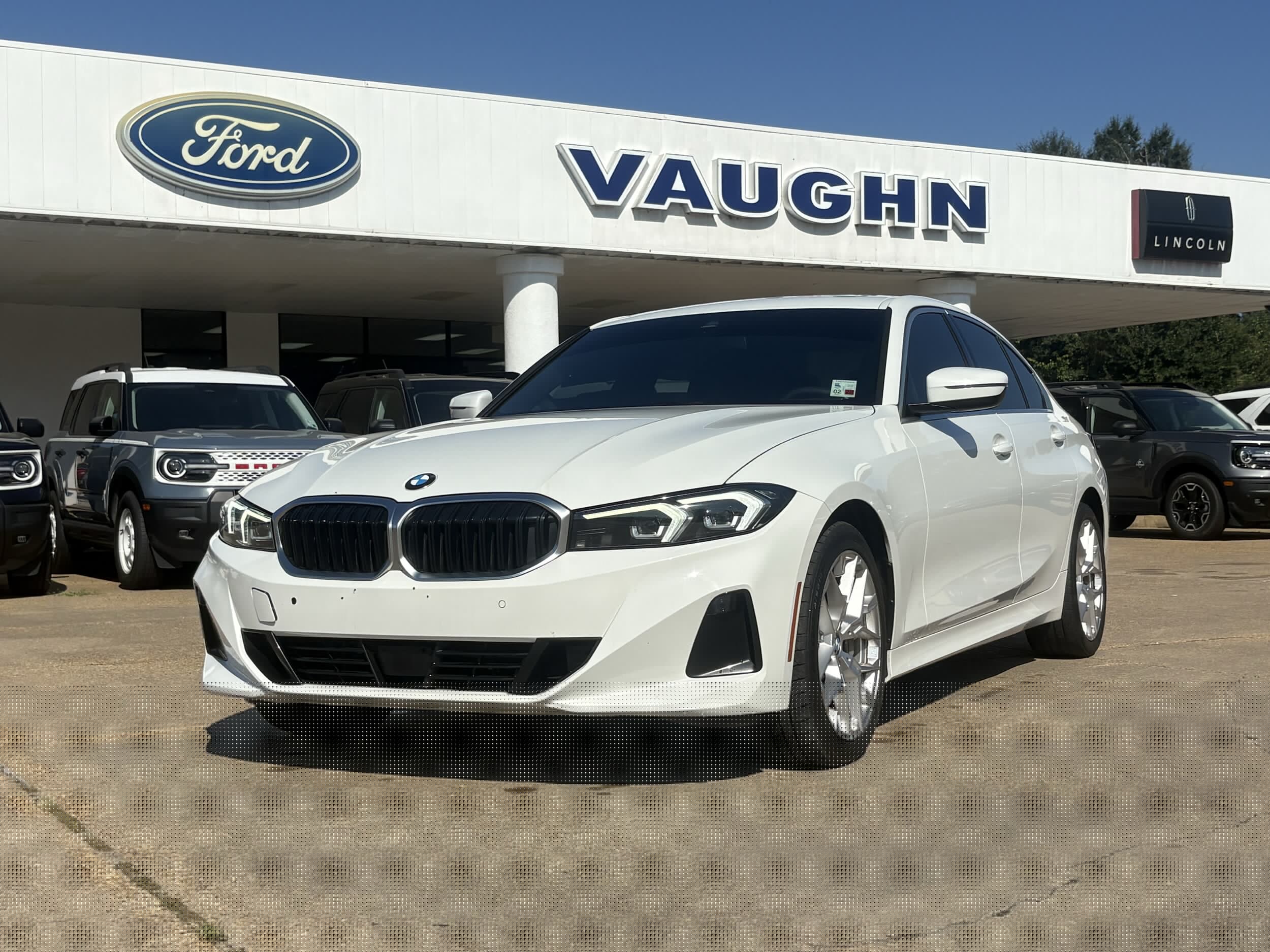  BMW 330i