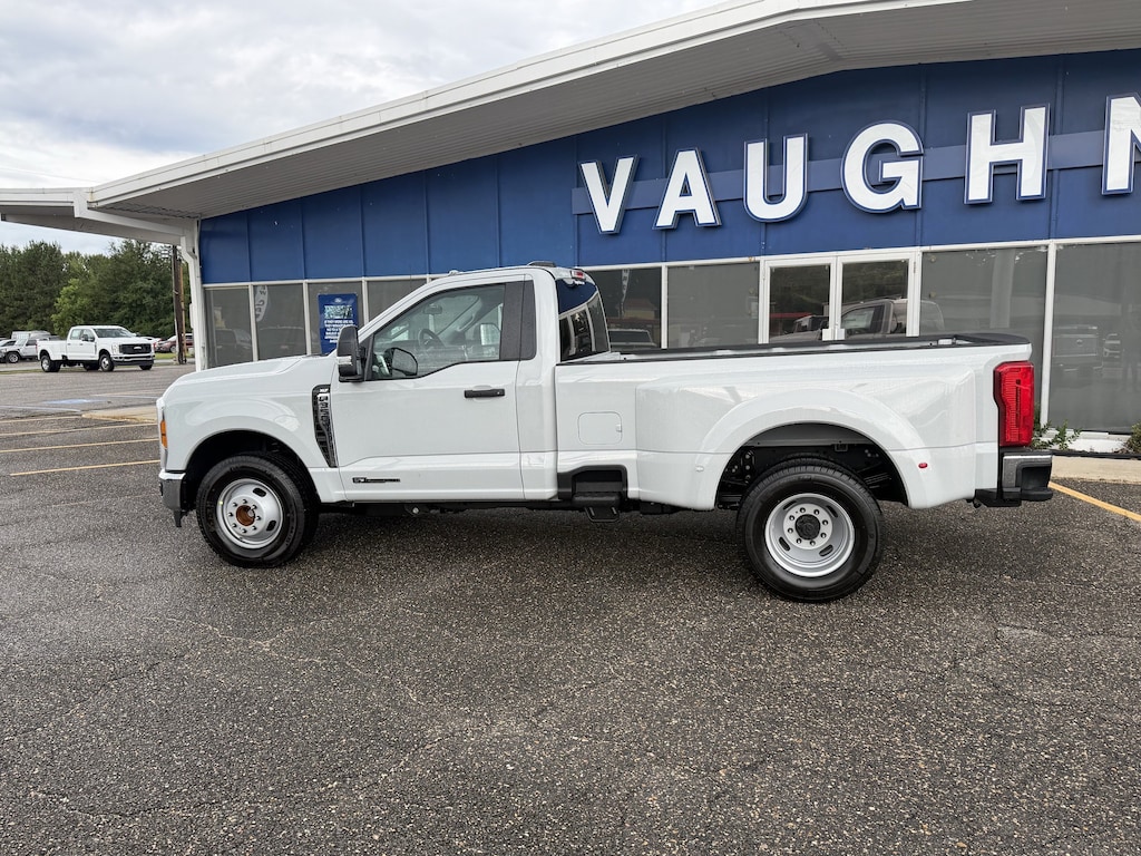 New 2026 Ford Super Duty F-350 DRW Truck Regular Cab