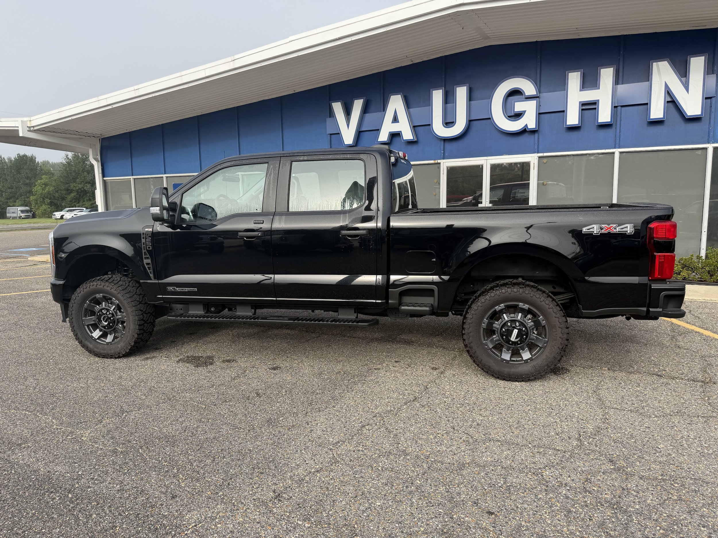 New 2026 Ford Super Duty F-250 SRW Truck Crew Cab