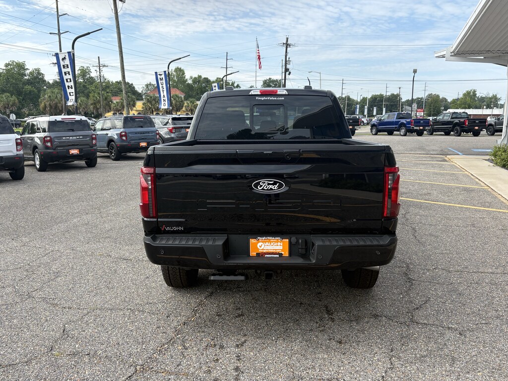 New 2025 Ford F-150 XLT Truck SuperCrew Cab