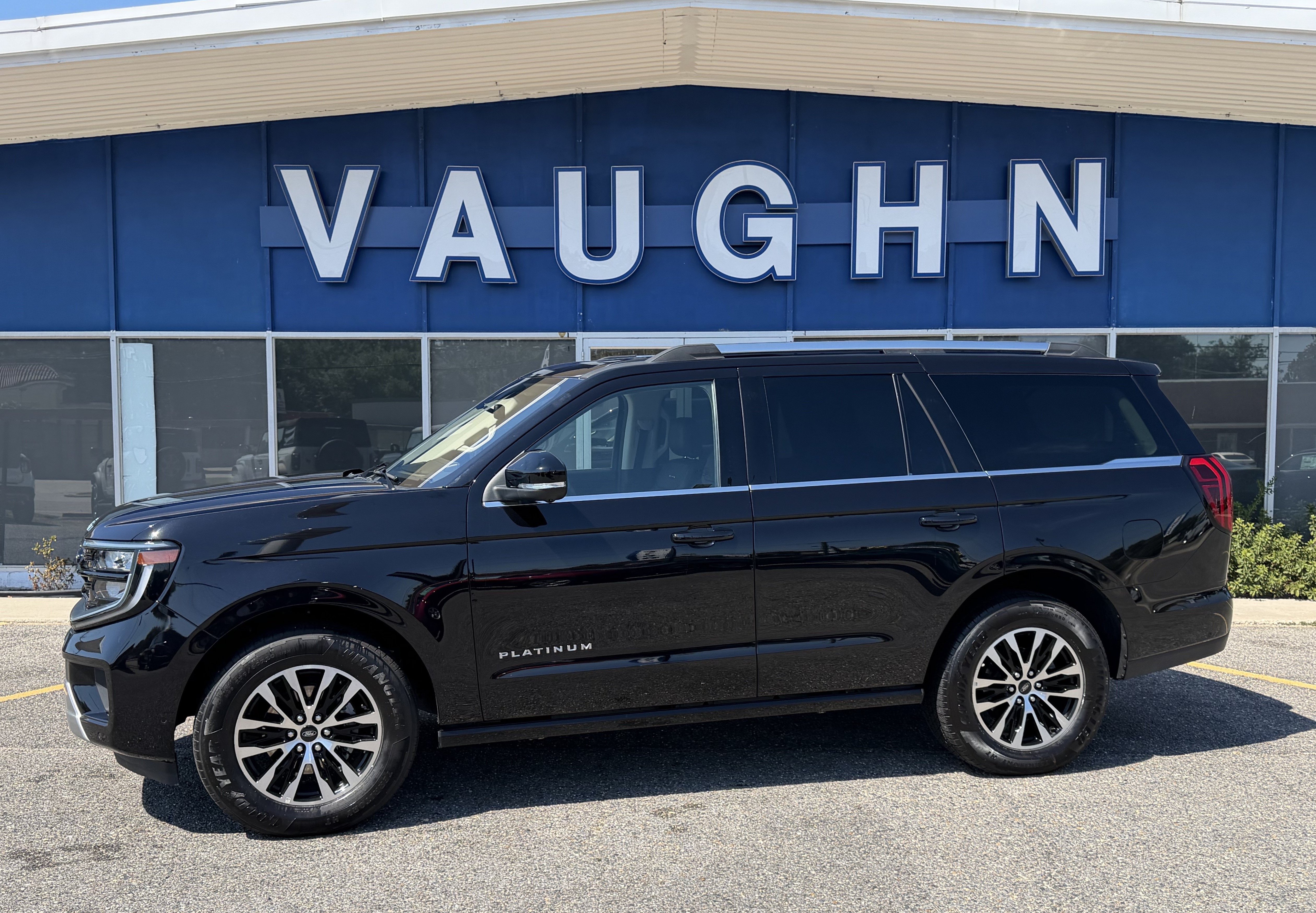 Used 2025 Ford Expedition Platinum SUV