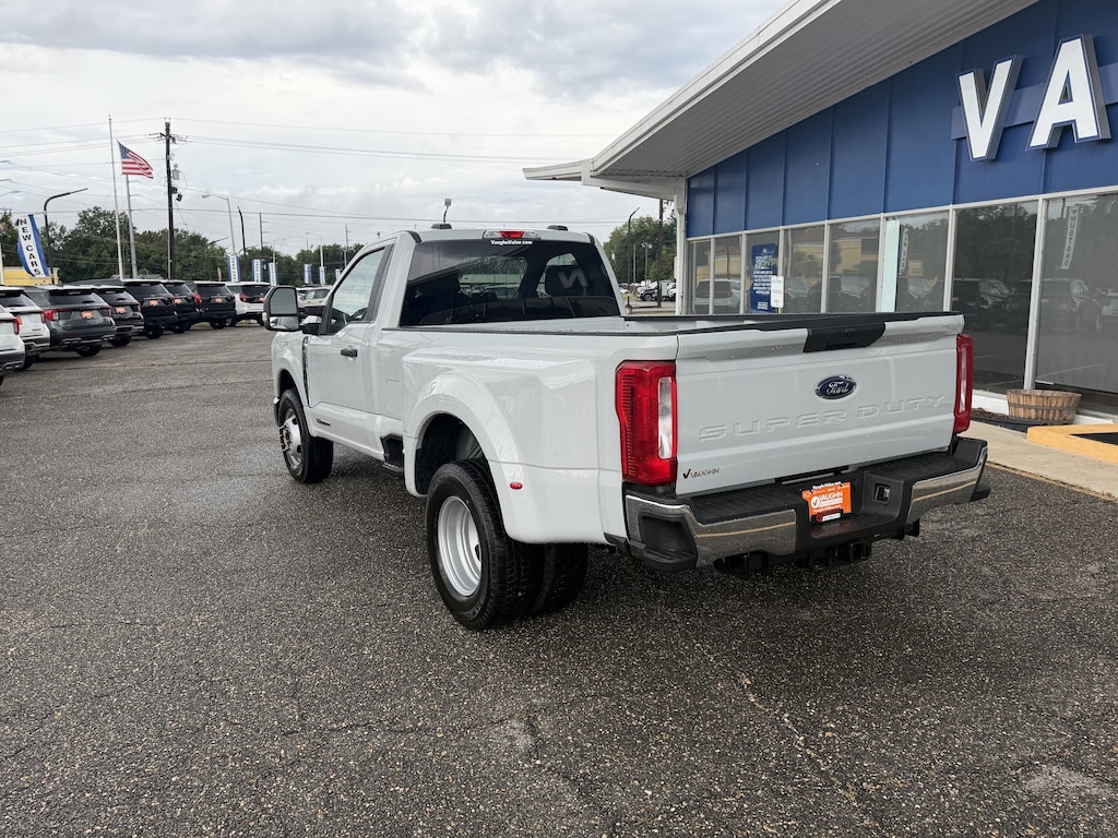 New 2026 Ford Super Duty F-350 DRW Truck Regular Cab