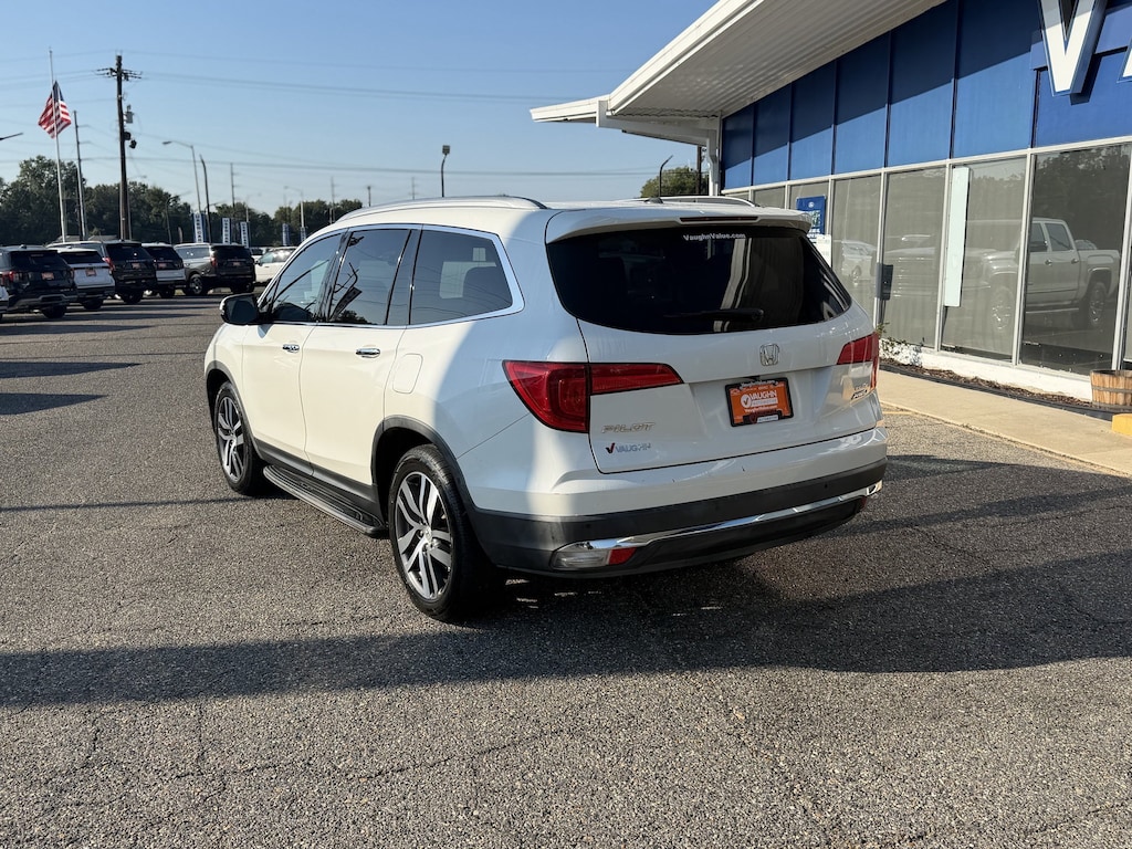 Used 2017 Honda Pilot Elite AWD SUV