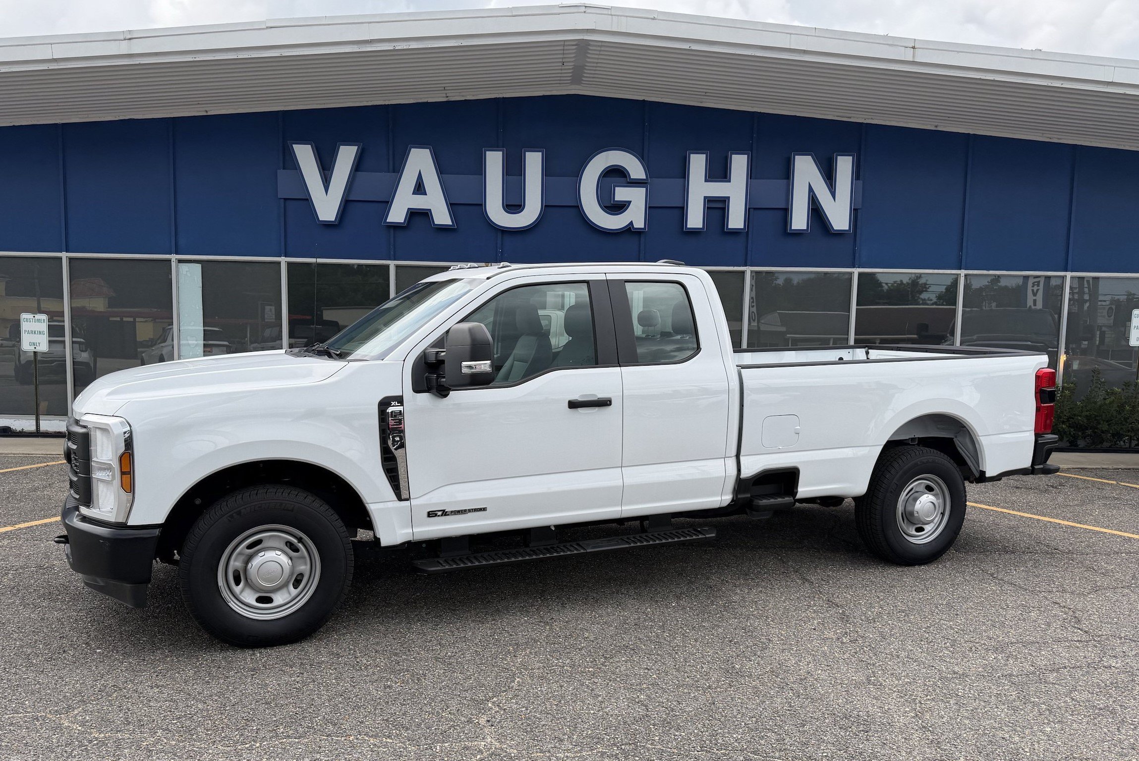 2024 Ford Super Duty F-350 XL